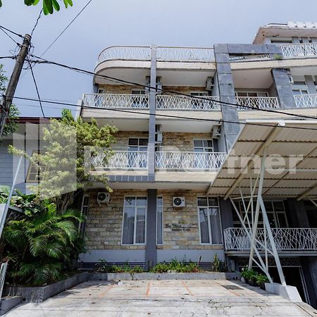 De Malang Sweet Homestay Syariah Mitra Reddoorz Экстерьер фото