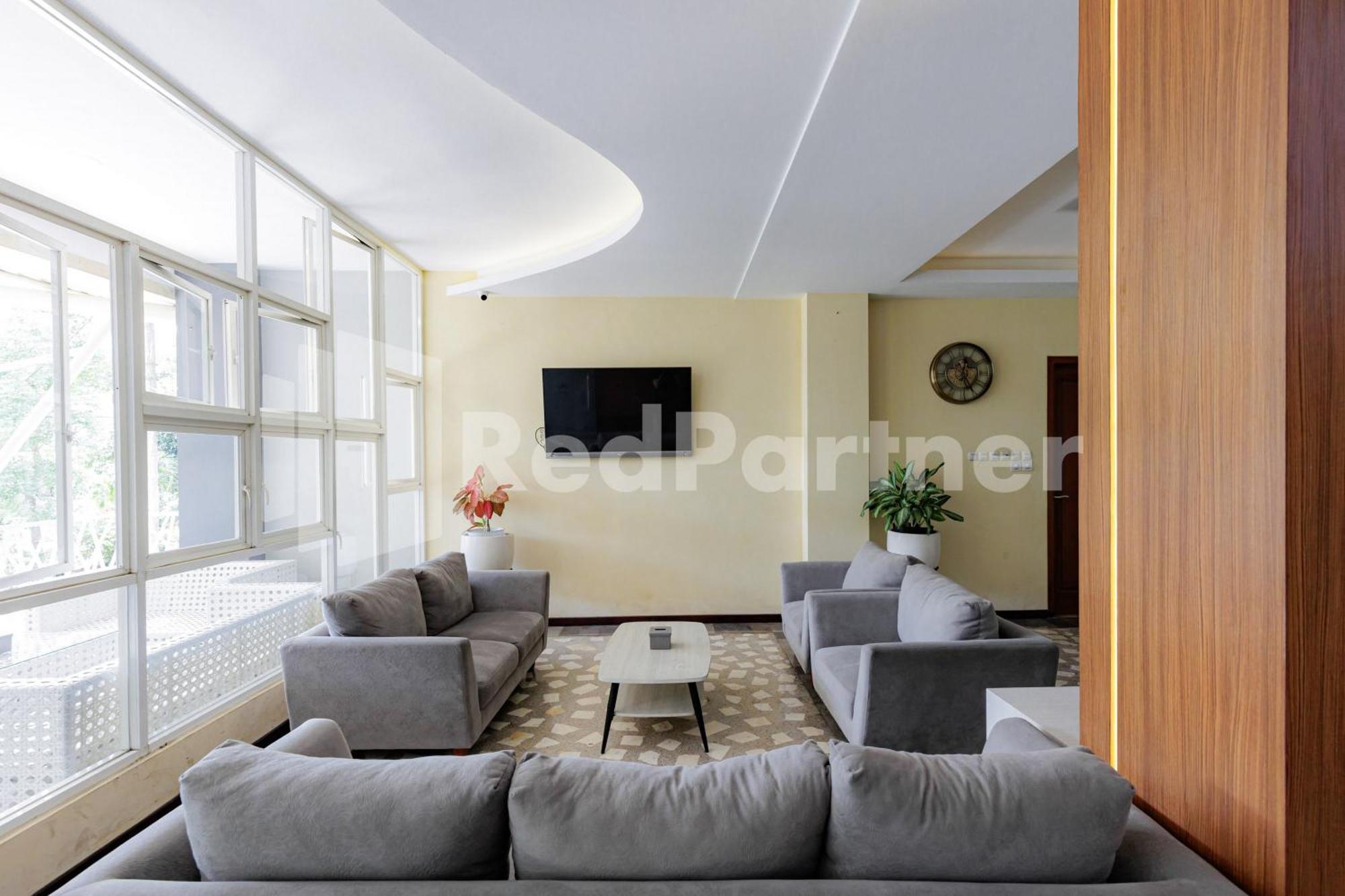 De Malang Sweet Homestay Syariah Mitra Reddoorz Экстерьер фото