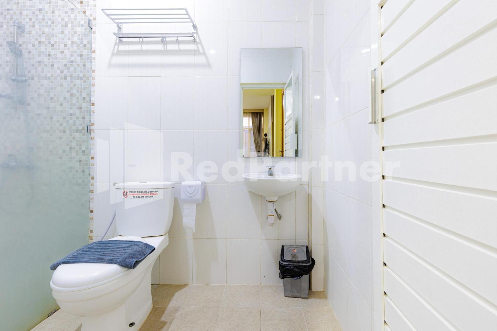 De Malang Sweet Homestay Syariah Mitra Reddoorz Экстерьер фото
