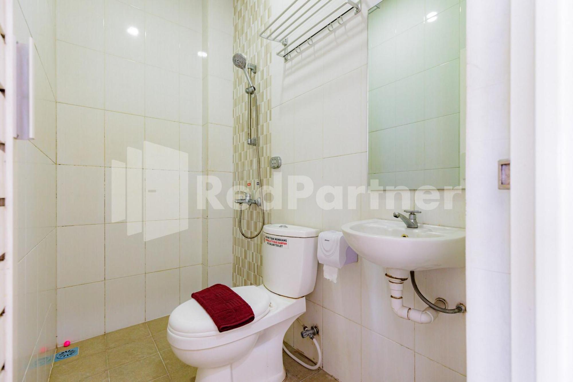 De Malang Sweet Homestay Syariah Mitra Reddoorz Экстерьер фото