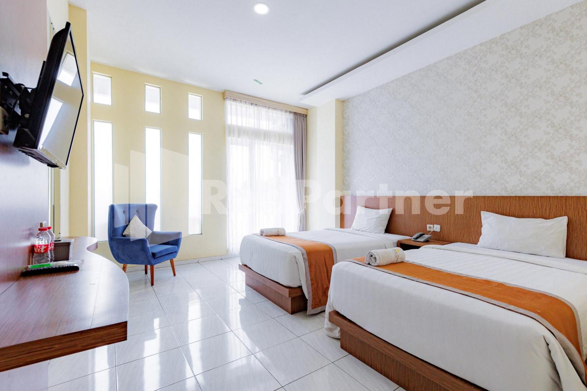 De Malang Sweet Homestay Syariah Mitra Reddoorz Экстерьер фото