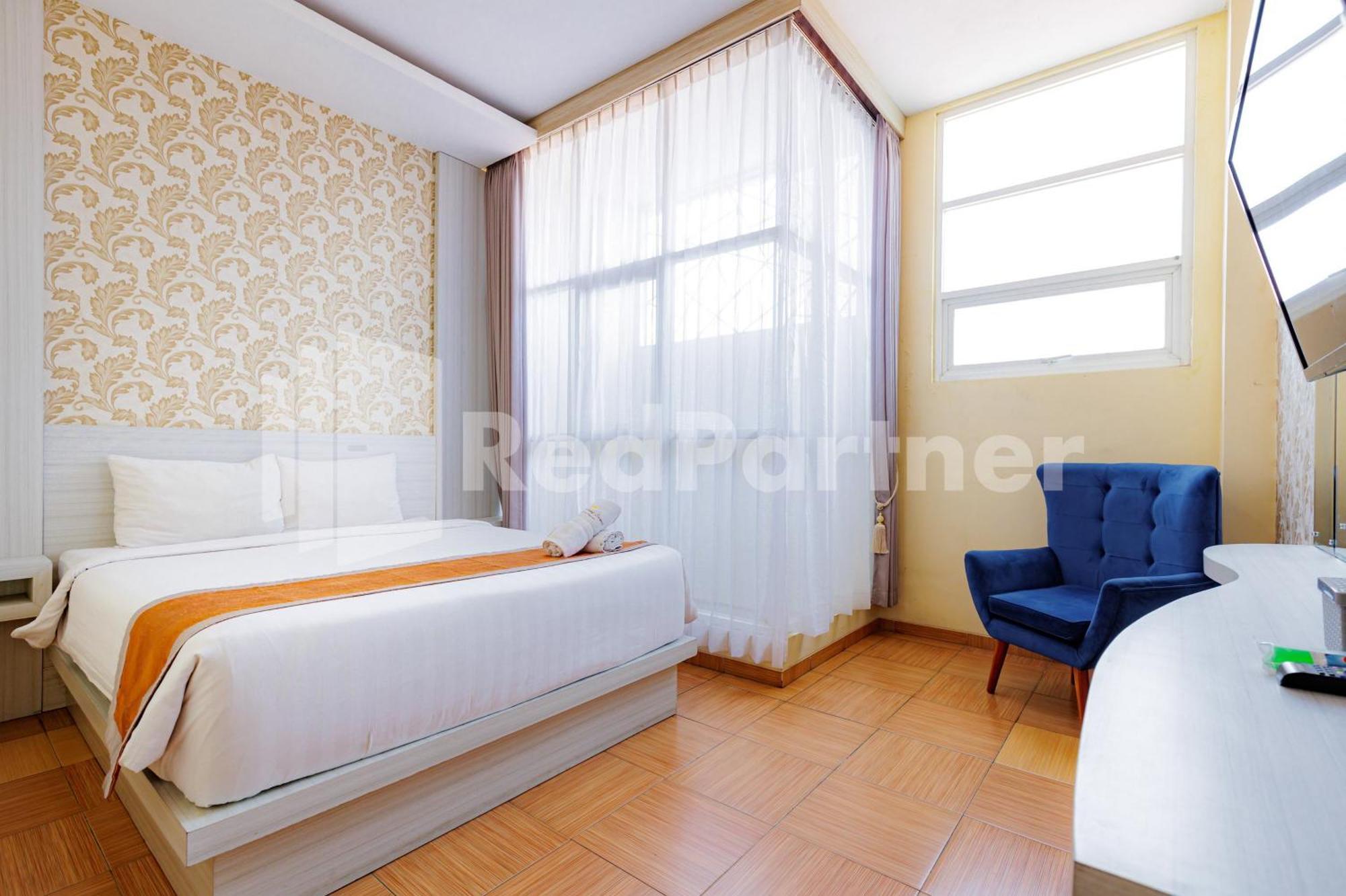 De Malang Sweet Homestay Syariah Mitra Reddoorz Экстерьер фото